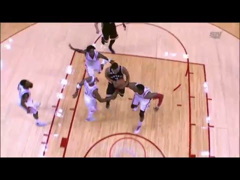 Raptors Highlights: Lowry And-One - March 25, 2016