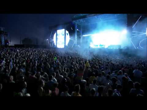 Steve Angello vs  Matisse & Sadko - SLVR (Creamfields 2013 Live Stream)