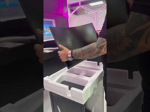 El monitor de juego curvo UltraGear QHD de 27 pulgadas de LG está en venta por $156