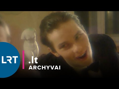 Laimingų artėjančių 2025 metų! Keistuolių Teatras – „Laimingų naujų“, 1992 m. #LRTarchyvai