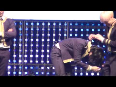 140927 Foodbank Sharing concert - 희철(Heechul) 2행시