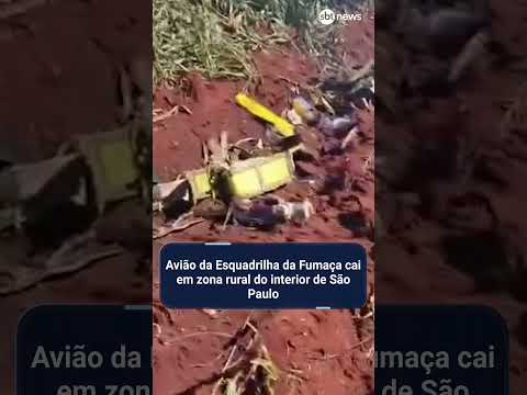 Avião da Esquadrilha da Fumaça cai em zona rural do interior de São Paulo