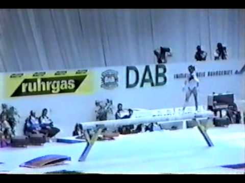 1st TO ROM Nadia Hatagan BB   1994 Dortmond World Gymnastics Championships 9 825