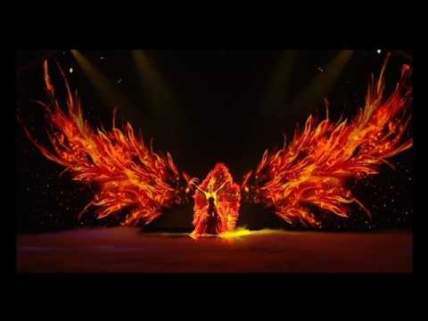 Amazing phoenix dance