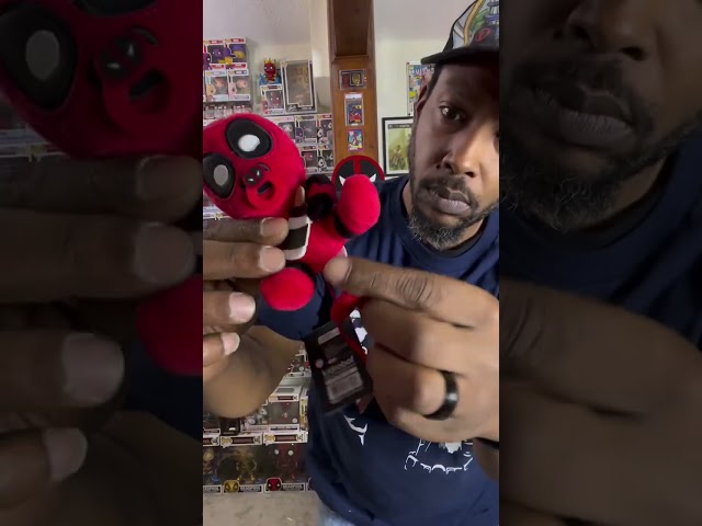 Vídeo relacionado con Kidrobot Peluche Kidrobot Deadpool , Muñeco de peluche, Juguete para niños, 20 cm Felpa Figura para regalar, cumpleaños, coleccionistas y fiestas
