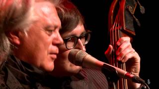 Marty Stuart and His Fabulous Superlatives - Way Out West (eTown webisode #1230)