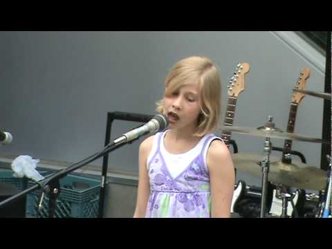 Brieanna age 10 singing 