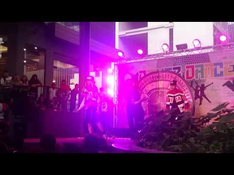 20141122 unleash cover Beast at I'm park.