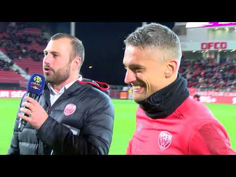 L'hommage à Cédric Varrault pour son 300e match de Ligue 1 !