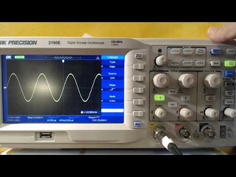 Labor04 1 BK Precision 2190E Sinus 4V 1kHz