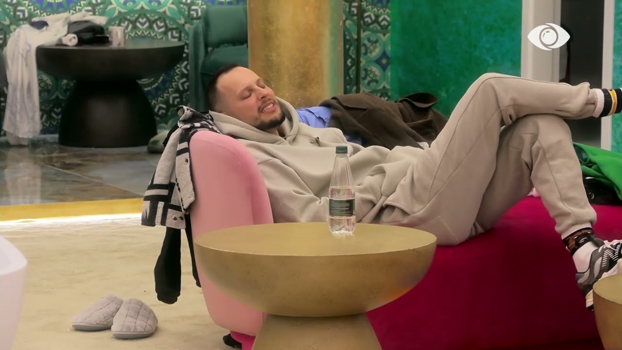 “Gazi ka filluar një strategji të re”/ Graciano informon Ilnisën dhe Meritonin