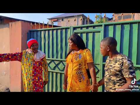 TOSEKA AVEC PHÉNOMÈNE LADY ESOBE