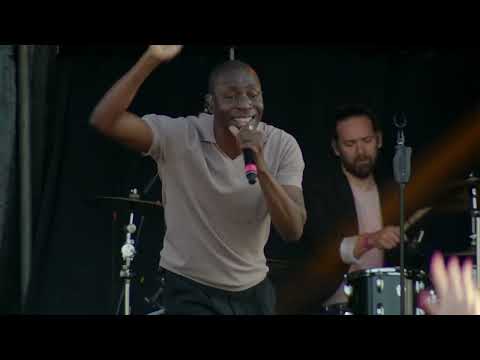 Tunde Baiyewu  (Lighthouse Family) performs "Lifted " at The Soultown Festival 2023