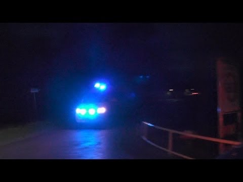 A1, Silver Ambulance 02-140 Fryslân naar een ongeval op de Trekweg Hústernoard