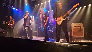 &quot;Slow Ride&quot; Sebastian Bach joins Count&#39;s 77 on the final night at Vamp&#39;d, June 28, 2025