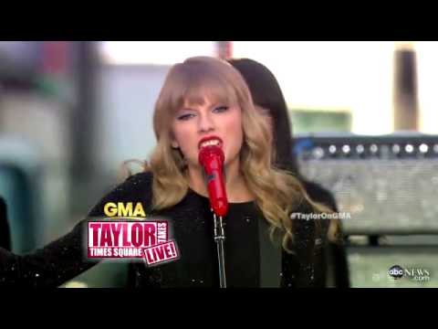 Taylor Swift - Performs 