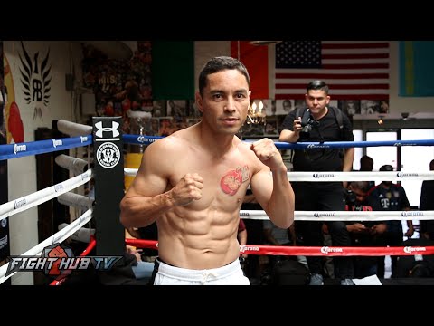 Fernando Montiel is crazy ripped! shadow boxes 3 days out from fight & shows off Bruce Lee like abs!