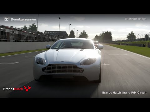Aston Martin V8 Vantage S 2015 on Brands Hatch Grand Prix Circuit in Gran Turismo 7