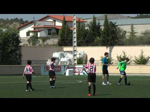 Fútbol 7 Alevines  C.D. Aluvion A - C.D. Lourdes A día 17/04/11 clip 3/4