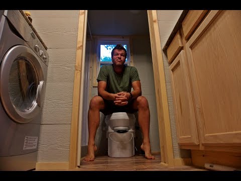 THE BEST TINY HOUSE TOILET