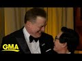 Ke Huy Quan surprises fellow Oscar winner Brendan Fraser backstage l GMA