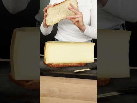 Le Gruyere Kaesesandwich video poster