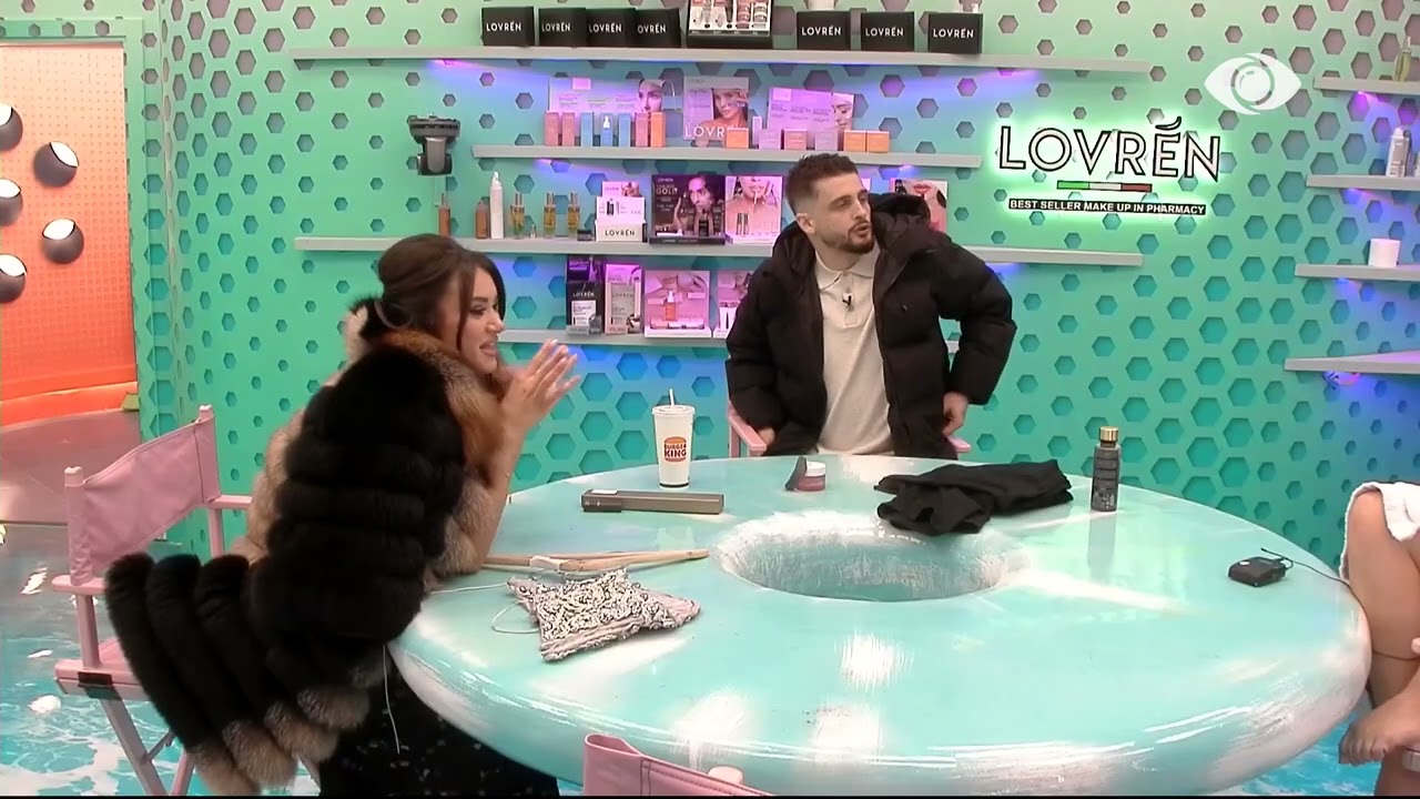 Vetëm me Zarf të Zi mund të prishet televotimi/ Gimbo, Selin dhe Greta flasin së bashku