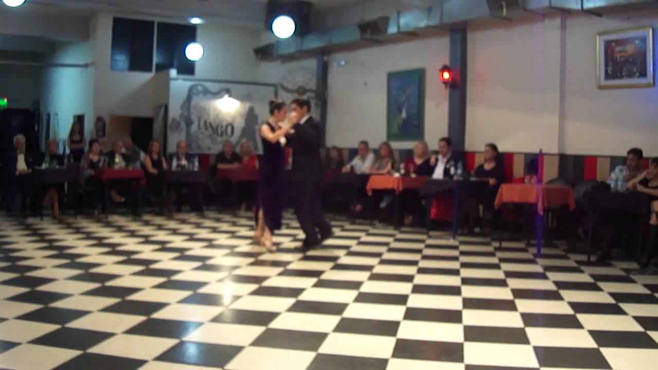 Sin Rumo, bailan Ana Barros y Facundo Marcos Arnedo 1/3