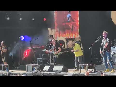 Helldebert feat. Max Cavalera - Le Cartel des Cartables - Live @ Motocultor, Carhaix, FR, 14/08/2025