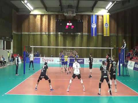 Blazo Milic, middle blocker, blue 13. season 21/22