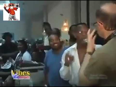 Wait for it... 👀 🙌 🙌 🔊 🔊