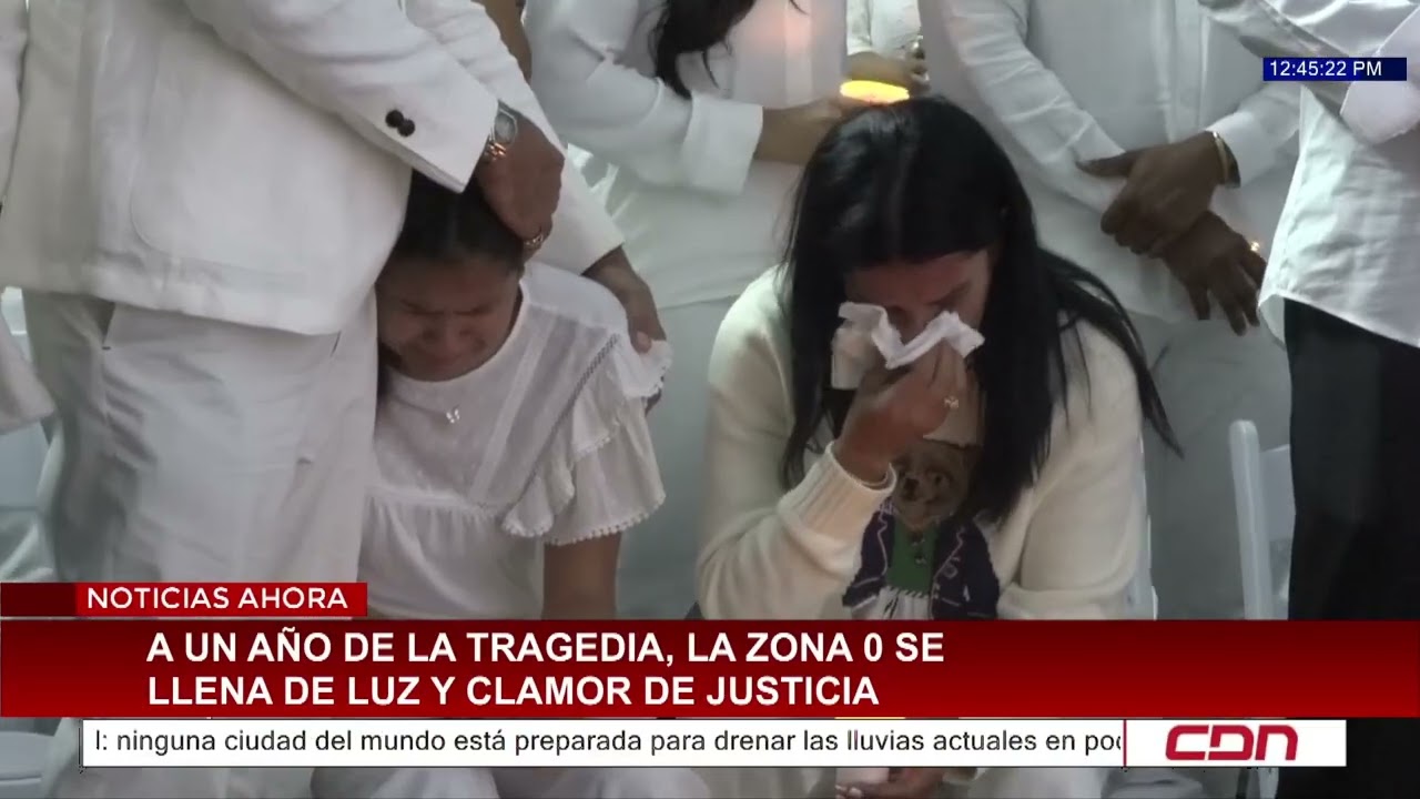 Apagado de velas marca el primer aniversario de tragedia del Jet Set