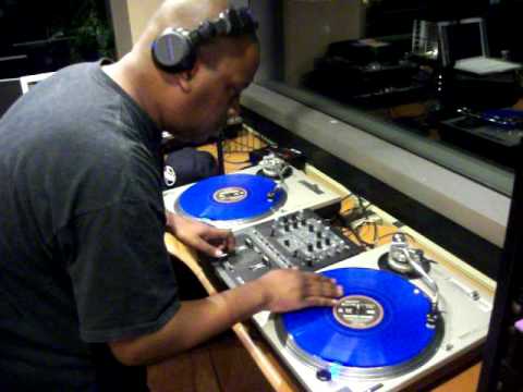 DJ Kaos  from the Artifacts Live on 90.3 fm Wknj