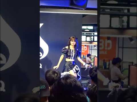 Ounce Kiss kitsune (Fancam focus) - (2) งาน NIJI NO SORA [Fancam]