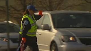 No crossing guards at Fairfax County high schools causes concerns | NBC4 Washington