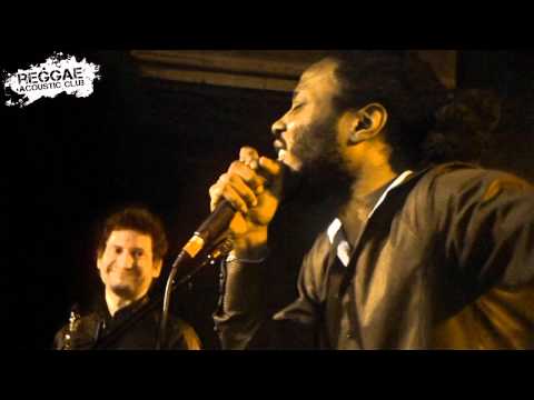 Reggae Acoustic Club # 1 : Lyricson - Crush on You backed by Acoustic Club Band