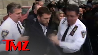 Sam Worthington -- HIT WITH RESTRAINING ORDER ... Stay Away from Paparazzo | TMZ