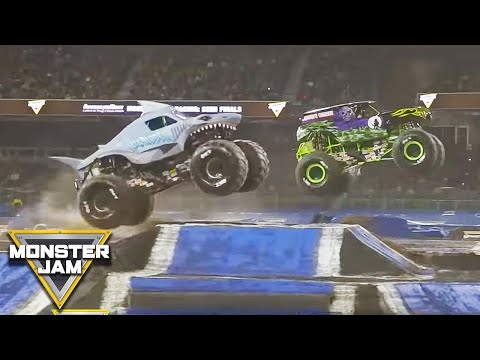 Monster Jam 2019年に行われたサンディアゴ ハイライト動画
