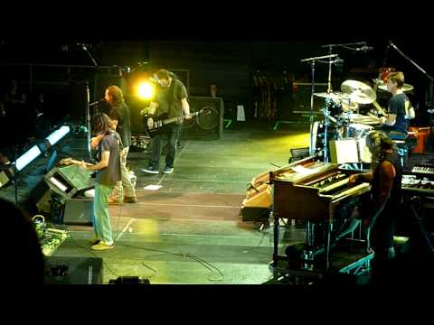 Army Reserve - Pearl Jam at MSG May 20, 2010