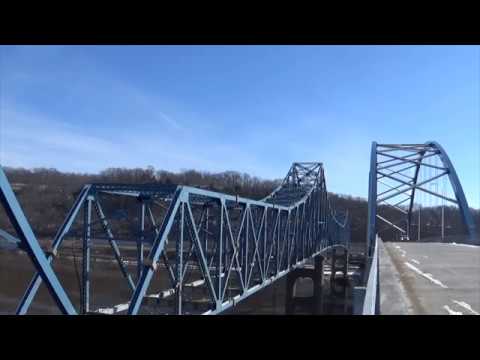 Savanna-Sabula Bridge implosion