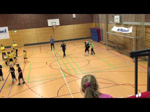 TSV Solln E4 (2006) gegen SC Huglfing (2006) Elfmeterschiessen - vom 05.12.2015