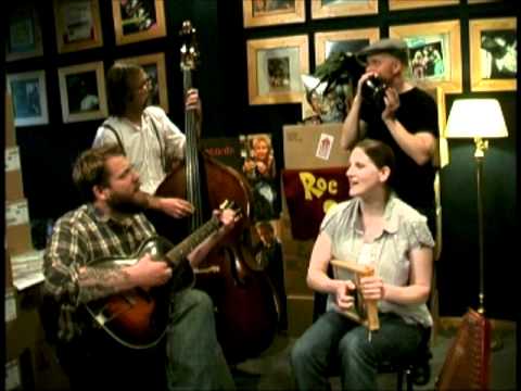 The Roe Family Singers-