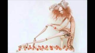 Bitter Ruin - The Dancing Dolls of Porcelain