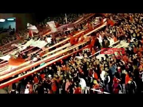"Penal atajado de Campaña vs Atlético Tucumán desde la tribuna" Barra: La Barra del Rojo • Club: Independiente
