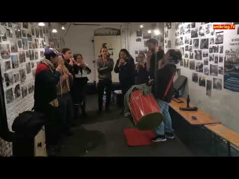 Video Thumbnail: Sikuris Berlin support el Cafe contra Guerra Berlin / Anti-War Cafe