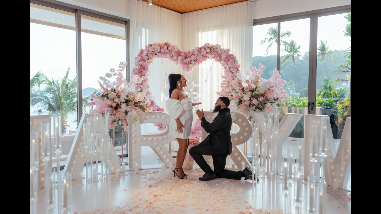 Fabolous Surprise Beach Marriage Proposal in Phuket by BESPOKE EXPERIENCES THAILAND