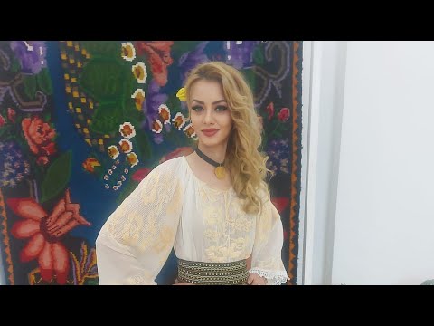 Andreea Teleguță - Iubește-mă puișor