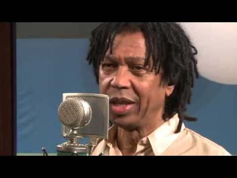 Djavan canta Nó na Madeira no projeto Samba Book João Nogueira   YouTube