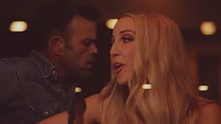 Ashley Monroe - "Wild Love" (Acoustic Performance)