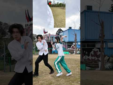 WAIT FOR IT!🤣#dance #funny #player222 #squidgame